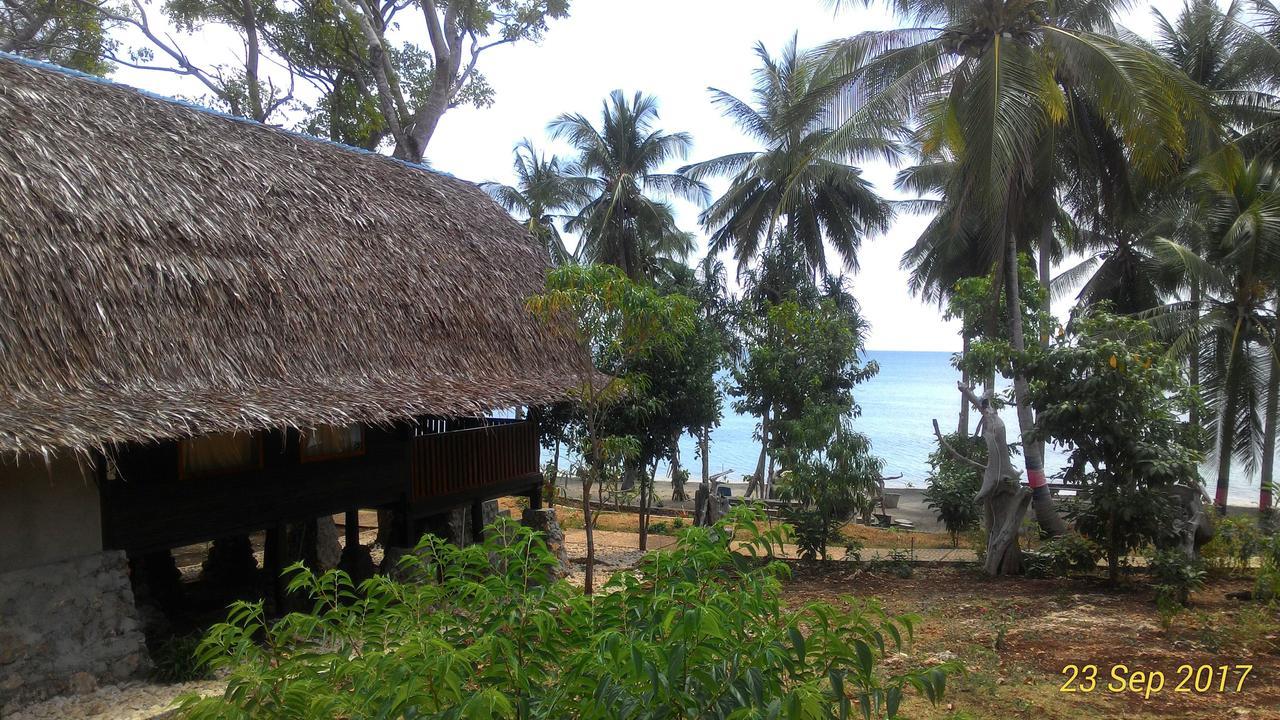 Sunari Beach Resort 2 Padang (Selayar) Exterior foto