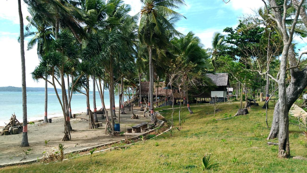 Sunari Beach Resort 2 Padang (Selayar) Exterior foto