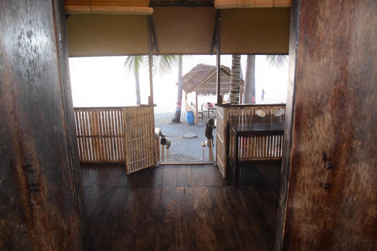 Sunari Beach Resort 2 Padang (Selayar) Exterior foto