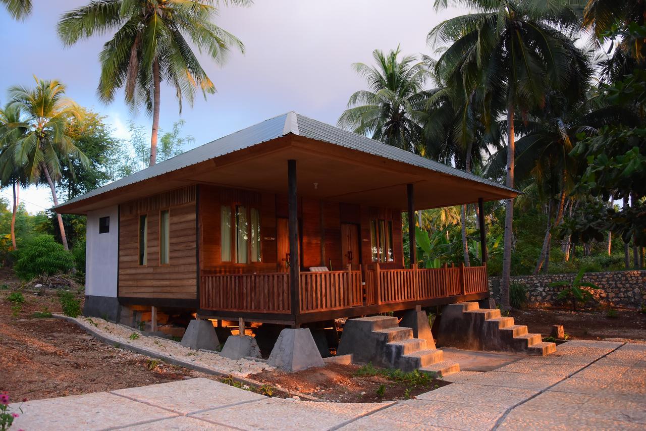 Sunari Beach Resort 2 Padang (Selayar) Exterior foto