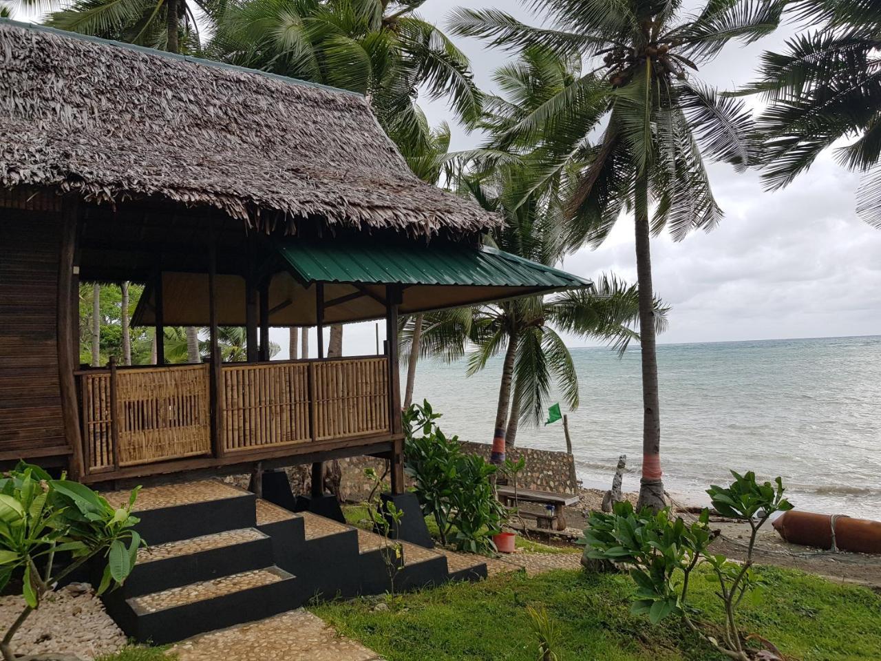 Sunari Beach Resort 2 Padang (Selayar) Exterior foto
