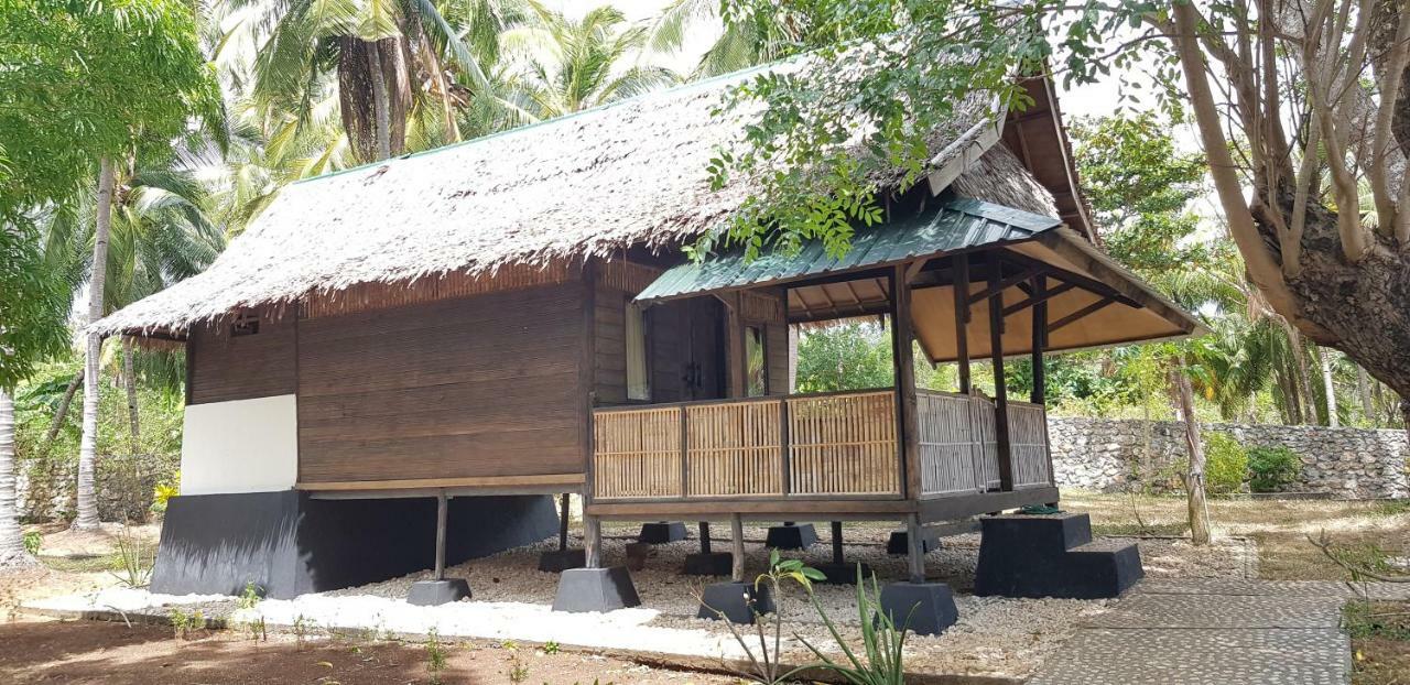 Sunari Beach Resort 2 Padang (Selayar) Exterior foto