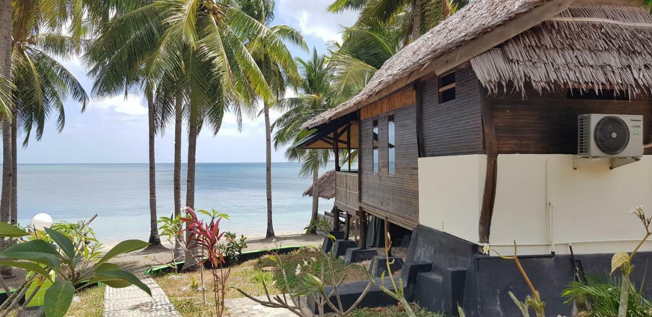 Sunari Beach Resort 2 Padang (Selayar) Exterior foto